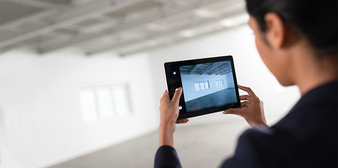 Immer mehr Immobilienmakler bieten digitale Wohnungsbesichtigungen an. Wir verraten Ihnen die Vorteile und Zukunftsaussichten.