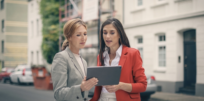 Schlie&szlig;en Sie jetzt einen Mehrnutzervertrag f&uuml;r Ihre Immobilie ab. Damit kaufen Sie das TV-Signal zentral und g&uuml;nstig f&uuml;r Ihre Bewohner ein.