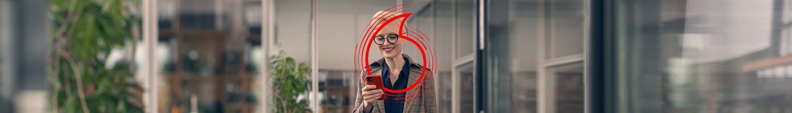 Frau nutzt Security-L&ouml;sung