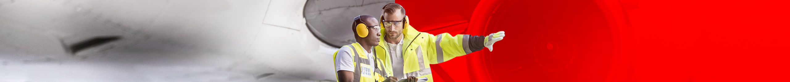 M&auml;nner pr&uuml;ft Konnektivit&auml;t von Maschinen