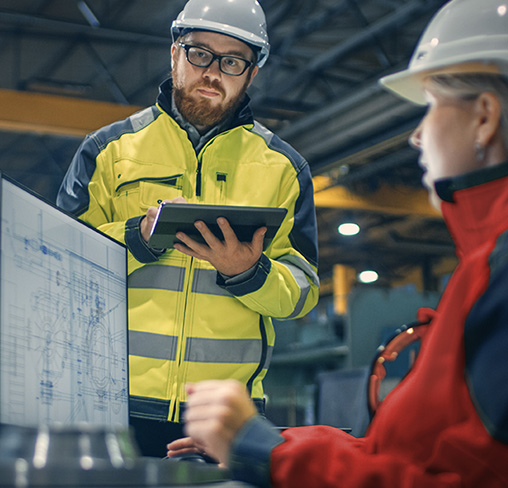 M&auml;nner f&uuml;hren Penetration Test aus