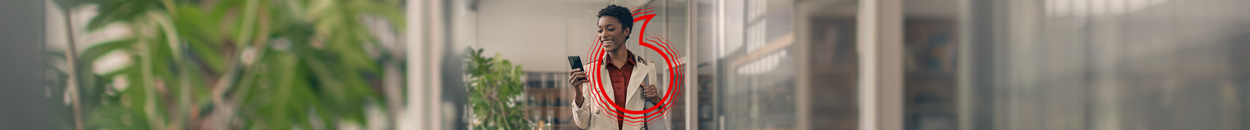 Gesch&auml;ftsfrau f&uuml;llt Verzichtserkl&auml;rung aus