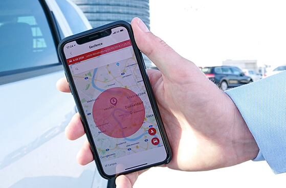 Connected Car in Google Map