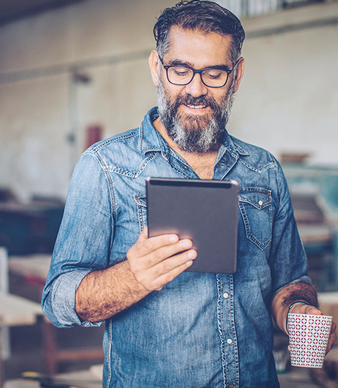 Gesch&auml;ftsmann telefoniert