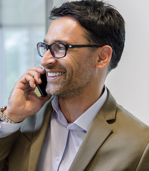 Gesch&auml;ftsmann telefoniert